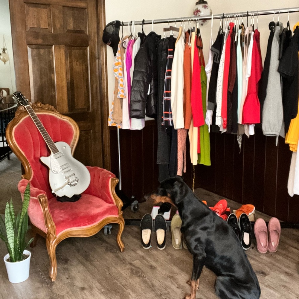 THIRSDAYS-  9pm EST/ 6pm PST show!  Your items and mine- LIVE show notification.